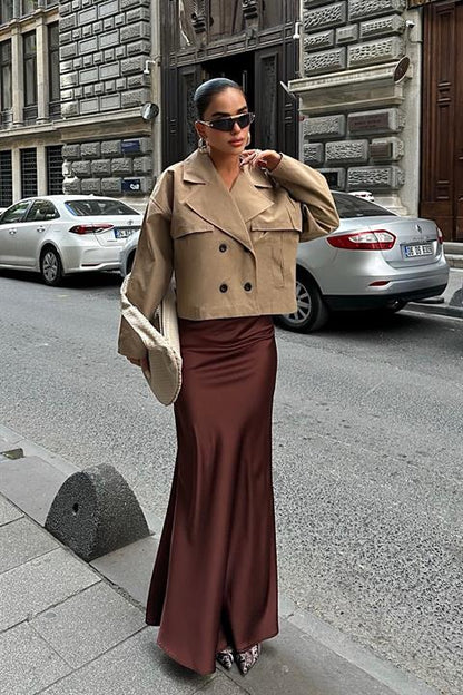 Jupe satinée élégante MRZ Line